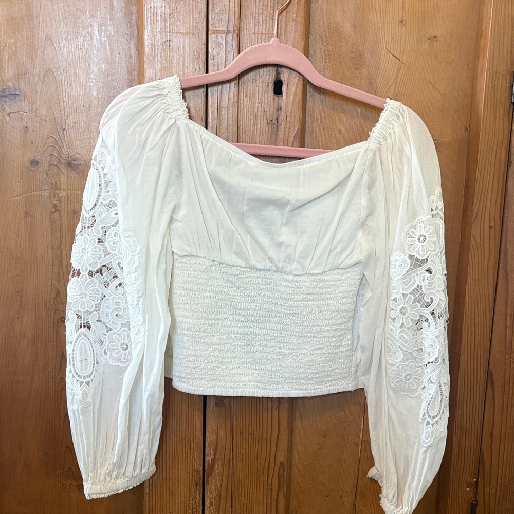 FARM Rio White Embroidered Blouse - Picture 2 of 2